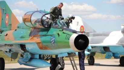 Conducerea Armatei, în vizită la Baza Aeriană de la Câmpia Turzii