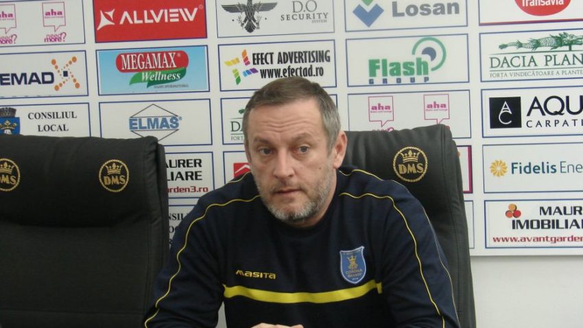 Corona Braşov se aliniază la play-off-ul Ligii Naţionale de handbal feminin Corona Braşov se aliniază la play-off-ul Ligii Naţionale de handbal feminin