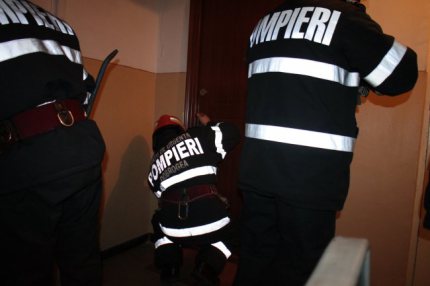 Bătrân găsit decedat într-un apartament din Tîrgu Mureș Bătrân găsit decedat într-un apartament din Tîrgu Mureș