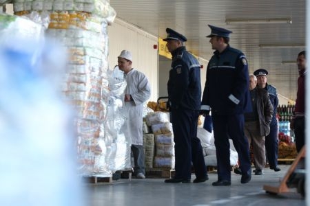 Nereguli în alimentația publică, sancționate de Poliția Locală Târgu Mureș