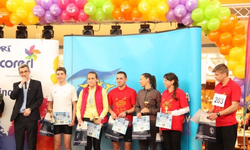 Peste 400 de participanţi la ,,Crosul Universităţii Transilvania” Peste 400 de participanţi la ,,Crosul Universităţii Transilvania”