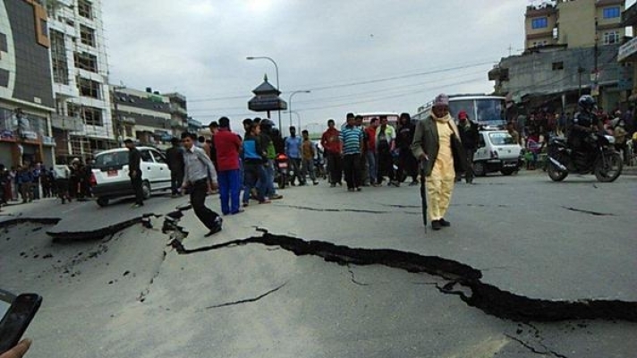 Cutremur cu magnitudinea de 7,9 grade în Nepal