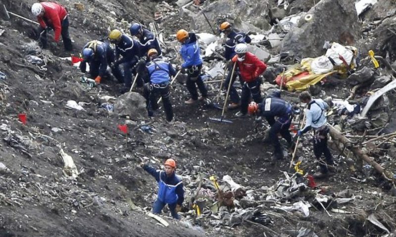 Analiza celei de-a doua cutii negre a avionului Airbus A320 confirmă acţiunea deliberată a copilotului Analiza celei de-a doua cutii negre a avionului Airbus A320 confirmă acţiunea deliberată a copilotului