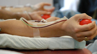 Studenții mediciniști din Tg.Mureș ajută la refacerea stocului de sânge din spitale