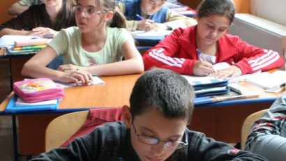 Elevii se reîntorc, luni, la școală după vacanța de primăvară