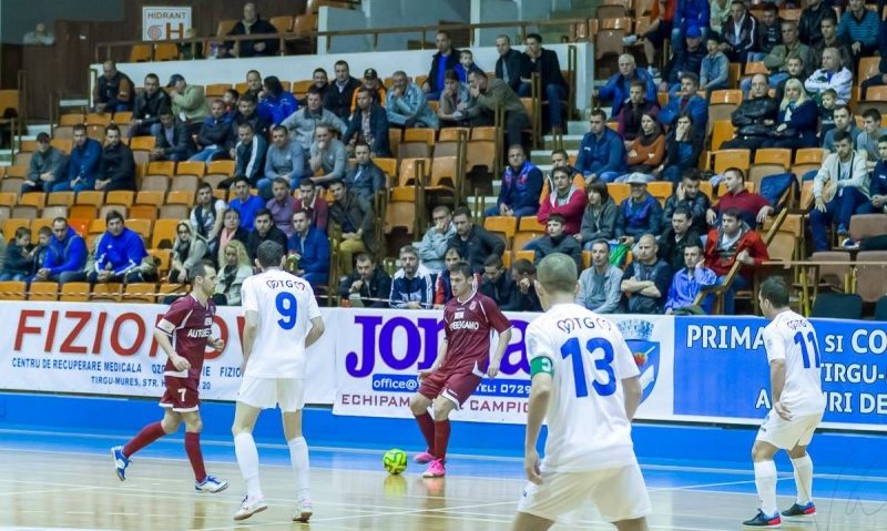 Mureşenii, primul asalt către al 5-lea titlu naţional Mureşenii, primul asalt către al 5-lea titlu naţional