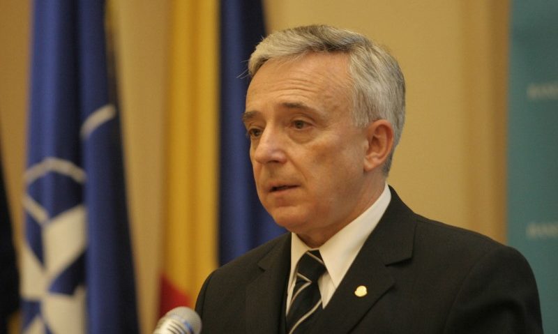 ANI verifică averea lui Mugur Isărescu