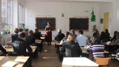 La Sfântu Gheorghe a început faza naţională a Olimpiadei de Industrie Textilă şi Pielărie