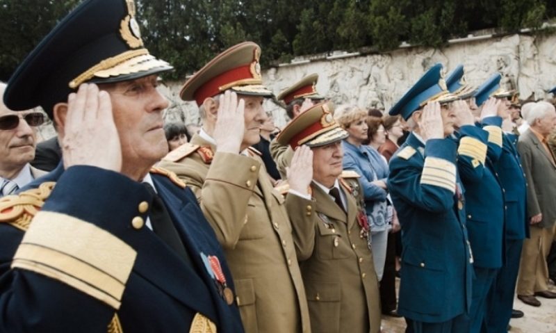 Pensiile militarilor vor fi recalculate Pensiile militarilor vor fi recalculate