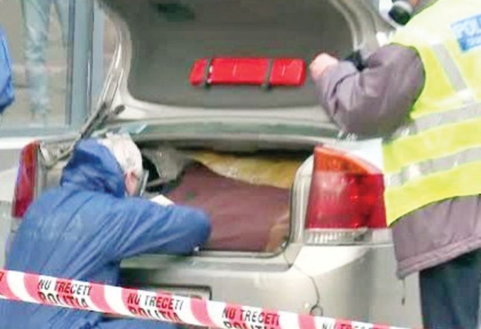 Suspecții au recunoscut crima: l-au omorât și l-au băgat în portbagaj ! Suspecții au recunoscut crima: l-au omorât și l-au băgat în portbagaj !