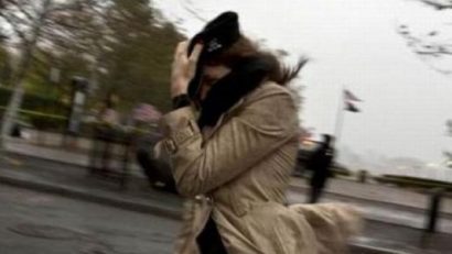 Atenţionare cod galben de vânt puternic în 22 de judeţe, până la ora 18,00