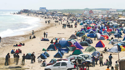Aproape o sută de mii de turişti şi-au petrecut minivacanţa de 1 mai în staţiunile din ţară