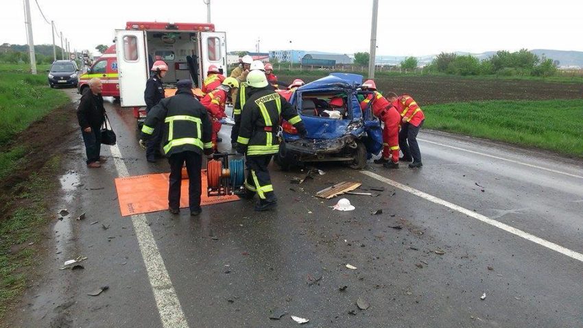 Accident rutier cu 3 victime în localitatea mureșeană Recea Accident rutier cu 3 victime în localitatea mureșeană Recea