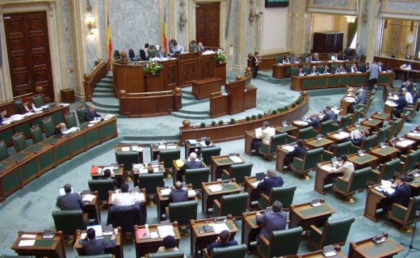 Moţiunea simplă pe sănătate, dezbătută marți de senatori Moţiunea simplă pe sănătate, dezbătută marți de senatori