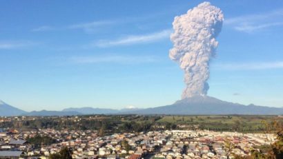 Vulcanul Calbuco erupe pentru a treia oară