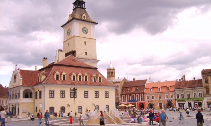 Zilele Multiculturalităţii încep, mâine, la Braşov Zilele Multiculturalităţii încep, mâine, la Braşov