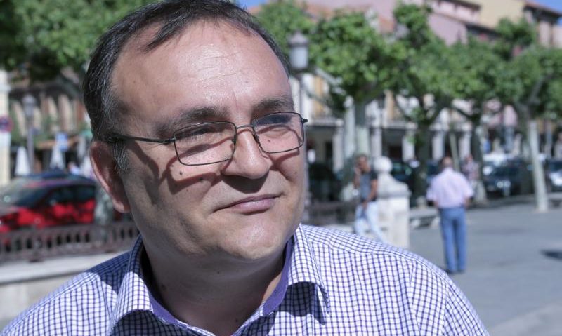 Un român candidează la alegerile locale şi regionale din Spania Un român candidează la alegerile locale şi regionale din Spania