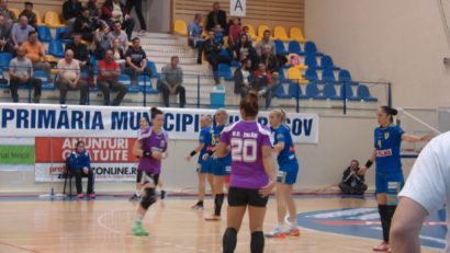 Corona Braşov s-a calificat în semifinalele Ligii Naţionale de handbal
