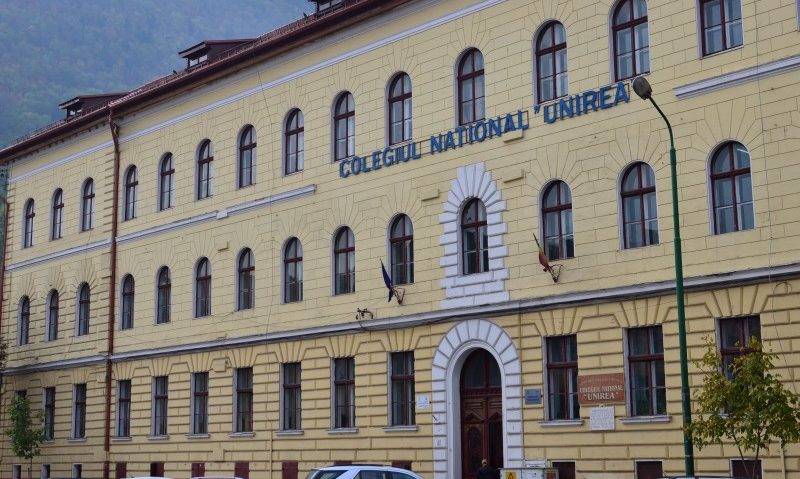 Colegiul „Unirea” din Brașov intră în reabilitare Colegiul „Unirea” din Brașov intră în reabilitare