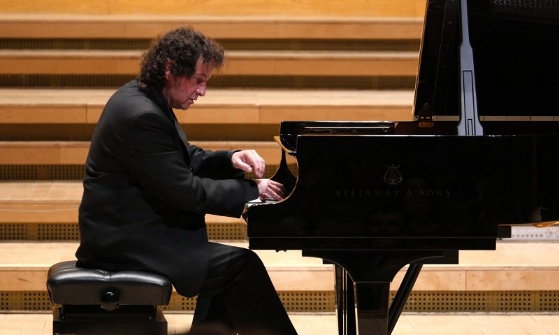 Horia Mihail, comparat cu Franz Liszt de spectatorii bucureşteni Horia Mihail, comparat cu Franz Liszt de spectatorii bucureşteni