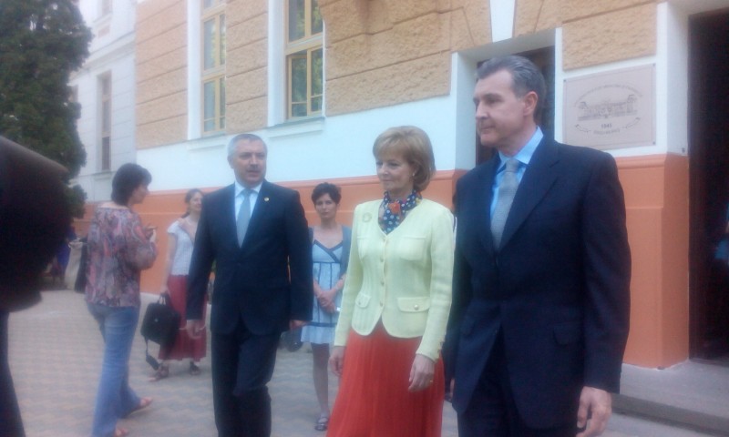 Vizită regală la UMF Târgu-Mureş Vizită regală la UMF Târgu-Mureş