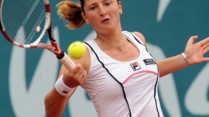 Irina Begu, Alexandra Dulgheru şi Andreea Mitu s-au calificat în turul II la Roland Garros