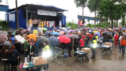 Recordul mondial la igienă orală a fost doborât astăzi la Tîrgu-Mureș
