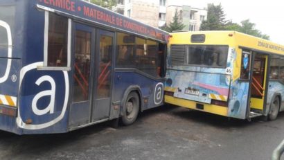 Trei autobuze implicate într-un accident la Tîrgu-Mureș
