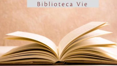 La Brașov a început, azi, ,,Biblioteca Vie”