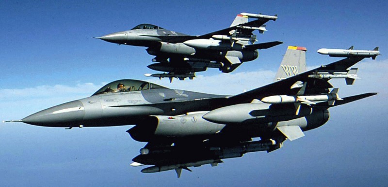 4 aeronave F-16 Falcon ale Forţelor Aeriene din Portugalia, dislocate până la sfârşitul lunii iunie la Baza Aeriană de la Câmpia Turzii 4 aeronave F-16 Falcon ale Forţelor Aeriene din Portugalia, dislocate până la sfârşitul lunii iunie la Baza Aeriană de la Câmpia Turzii