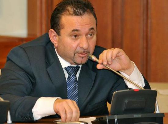 Deputatul PSD Marian Ghiveciu, condamnat la 3 ani închisoare cu suspendare Deputatul PSD Marian Ghiveciu, condamnat la 3 ani închisoare cu suspendare