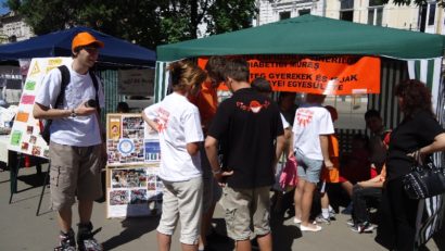 Tîrgu-Mureșul găzduiește ediția a XIII-a a târgului ONG -urilor „Împreună pentru comunitate”