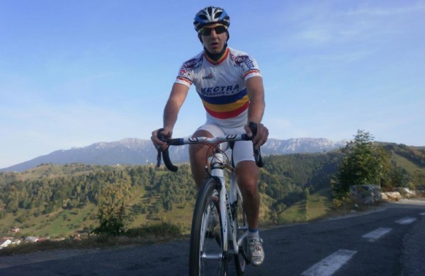 Zărneşteanul Eduard Grosu se luptă cu adversari prestigioşi la Giro 2015 Zărneşteanul Eduard Grosu se luptă cu adversari prestigioşi la Giro 2015