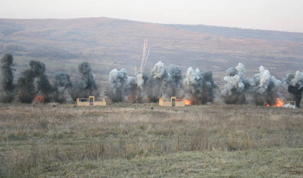 Exerciţiu militar multinaţional la Cincu Exerciţiu militar multinaţional la Cincu