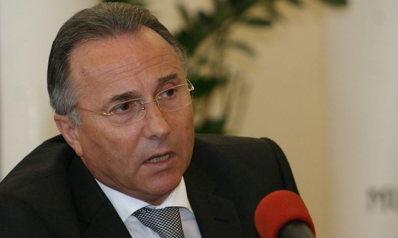 Primarul municipiului Iaşi, Gheorghe Nichita, s-a autosuspendat din funcţiile deţinute în PSD Primarul municipiului Iaşi, Gheorghe Nichita, s-a autosuspendat din funcţiile deţinute în PSD