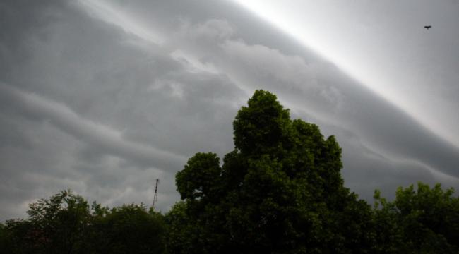 Informare meteo de instabilitate atmosferică accentuată Informare meteo de instabilitate atmosferică accentuată