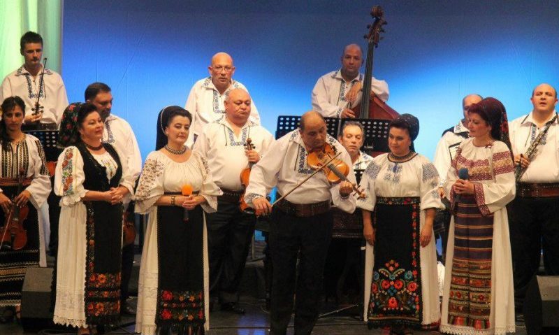 „Pe cărarea dorului” cu Andrei Romanică „Pe cărarea dorului” cu Andrei Romanică