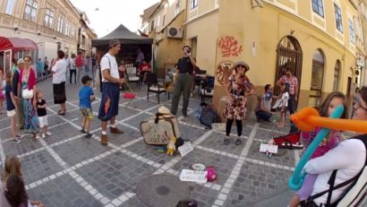 Festivalul STRADA DELL’ARTE, la Braşov
