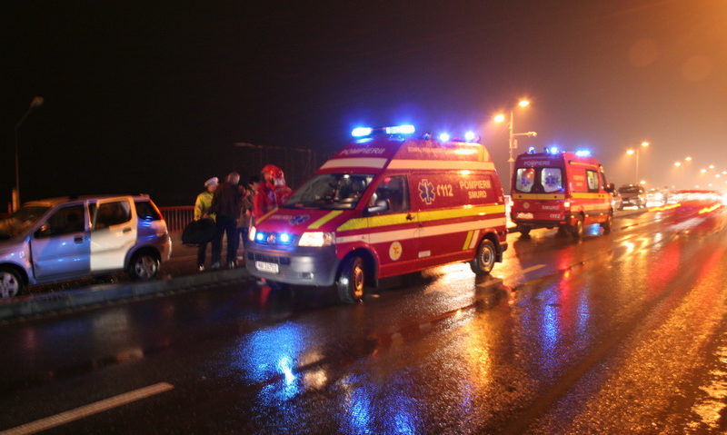 Două persoane au decedat, în această seară, în urma unui accident rutier Două persoane au decedat, în această seară, în urma unui accident rutier