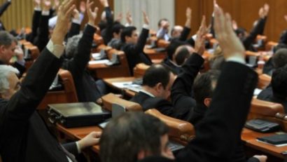 Aviz pentru pensiile speciale ale parlamentarilor