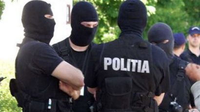 Percheziţii în judeţele Mureş, Cluj, Hunedoara şi în Bucureşti