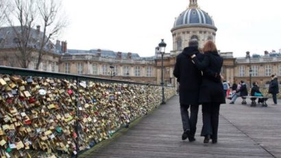 „Lacătele iubirii” vor fi interzise la Paris