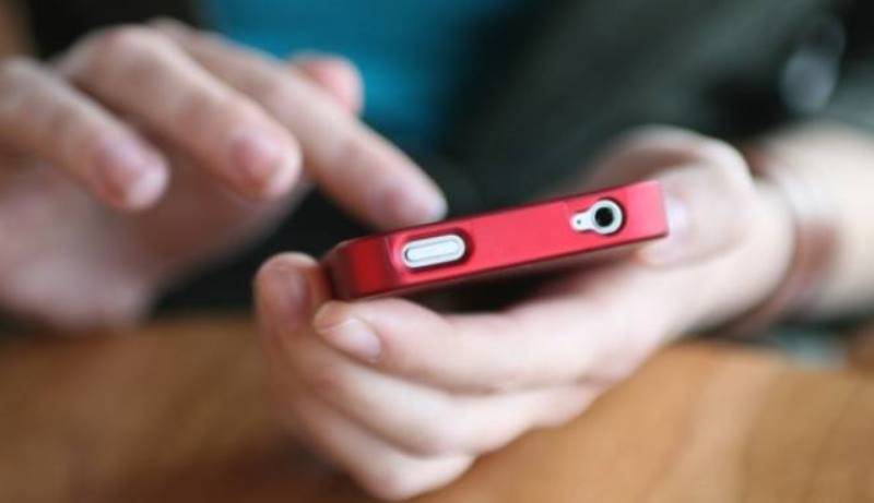 O nouă aplicaţie mobilă numită Help Smurd va fi utilă în salvarea de vieţi omeneşti O nouă aplicaţie mobilă numită Help Smurd va fi utilă în salvarea de vieţi omeneşti