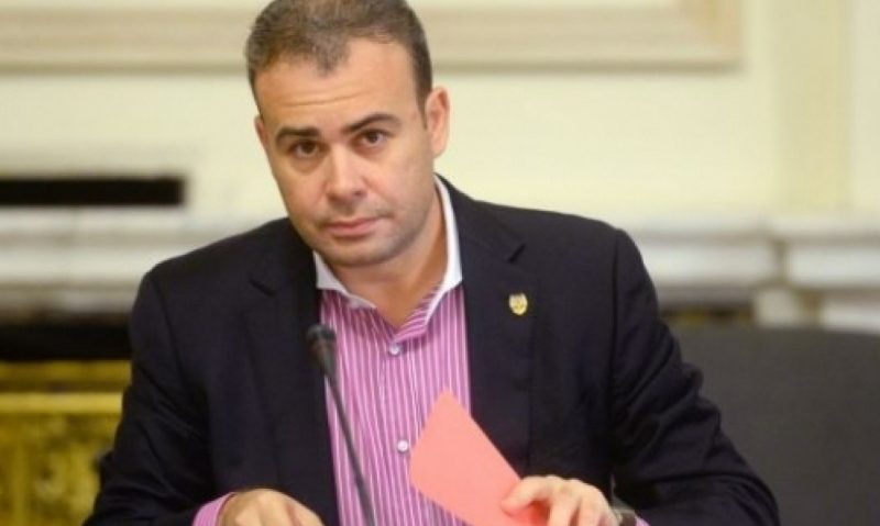 Darius Vâlcov află dacă va fi plasat în arest la domiciliu Darius Vâlcov află dacă va fi plasat în arest la domiciliu