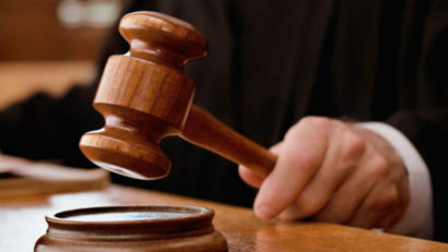 Falşi inspectori ANAF, trimişi în judecată, la Brașov