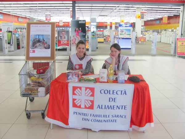 Proiect Caritas destinat tinerilor voluntari din trei judeţe Proiect Caritas destinat tinerilor voluntari din trei judeţe
