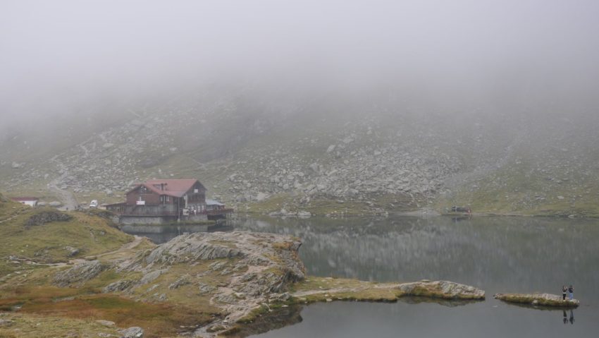 Temperaturi de doar câteva grade la Bâlea Lac Temperaturi de doar câteva grade la Bâlea Lac