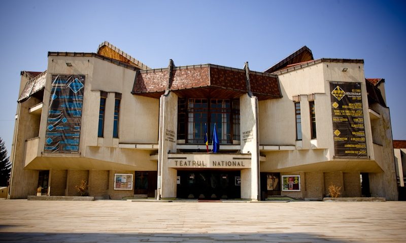 14 ore de percheziții la Teatrul Național din Tg.Mureș 14 ore de percheziții la Teatrul Național din Tg.Mureș