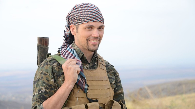 Americanul Jordan Matson – liderul brigăzii internaţionale anti-ISIS Americanul Jordan Matson – liderul brigăzii internaţionale anti-ISIS