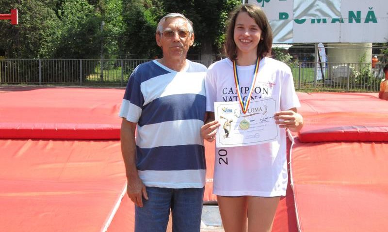 Târgumureşeanca Kovacs Noemi, campioană naţională la săritura cu prăjina Târgumureşeanca Kovacs Noemi, campioană naţională la săritura cu prăjina